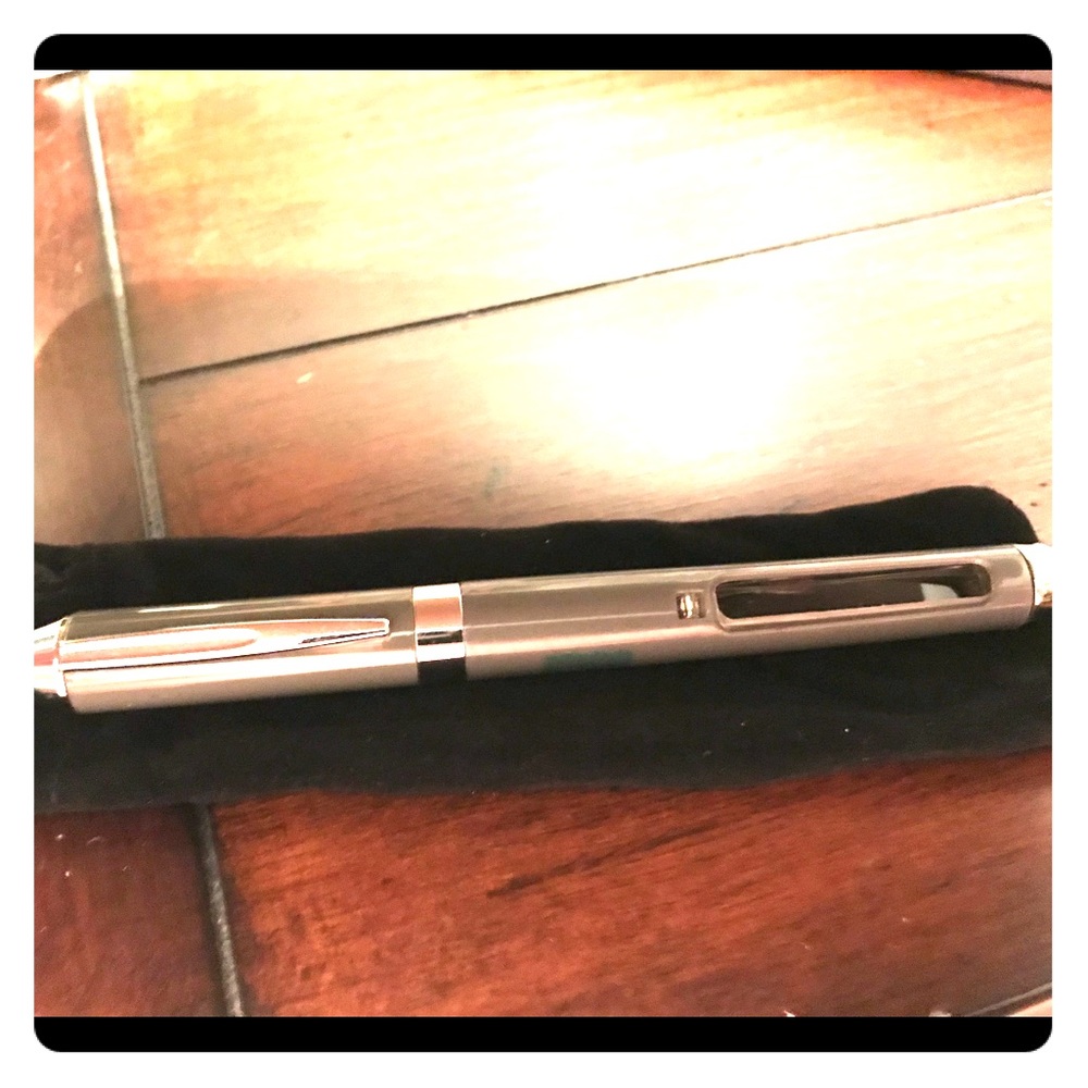 Bell Howell Knighthawk Lighted Pen W/Magnifier